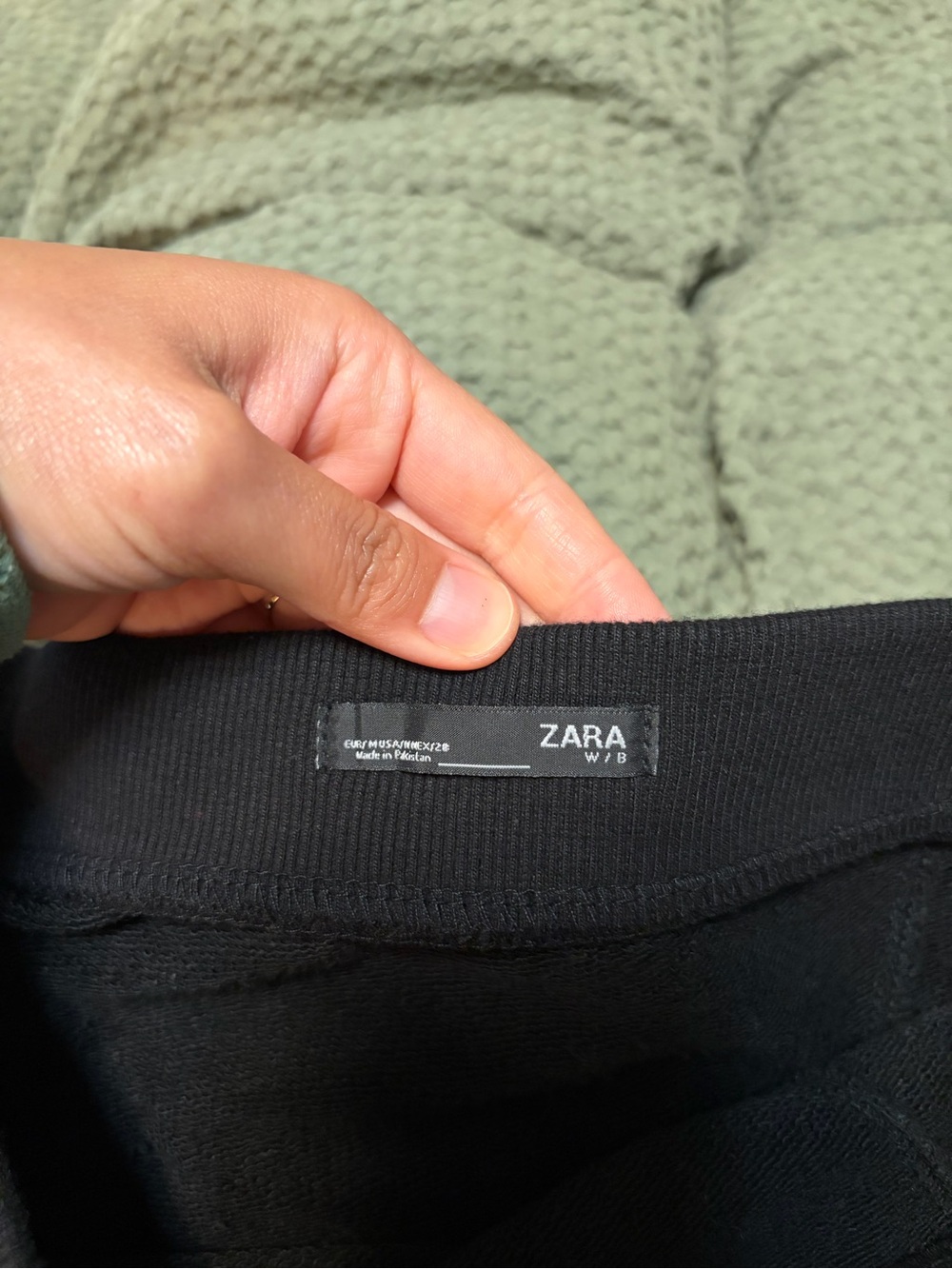 ZARA Black Ribbed Waist Knit Skirt Size 8
